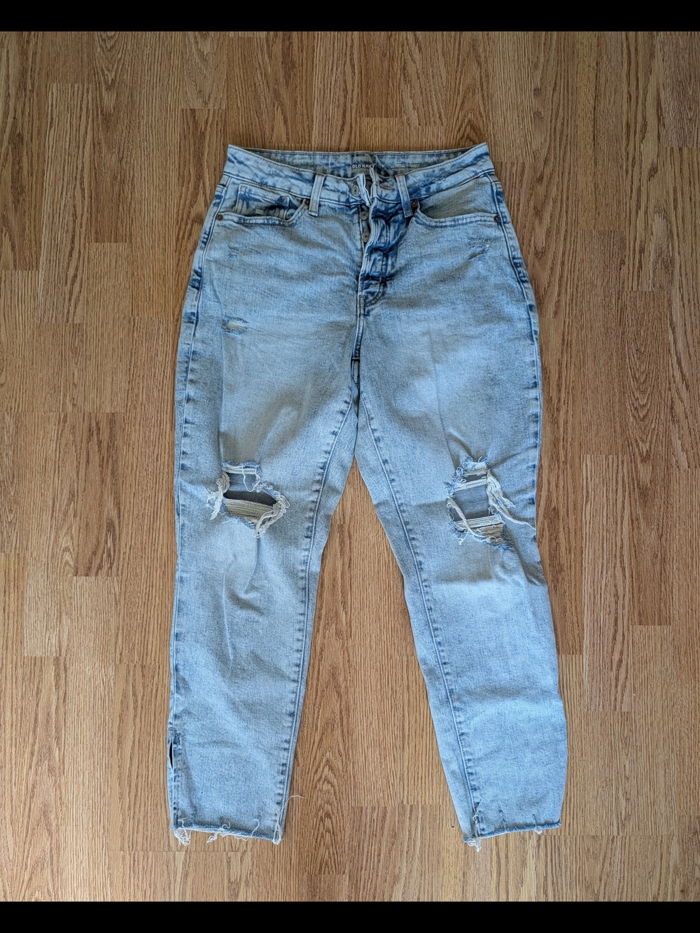 Old Navy Light Blue Distressed Boyfriend Jeans
